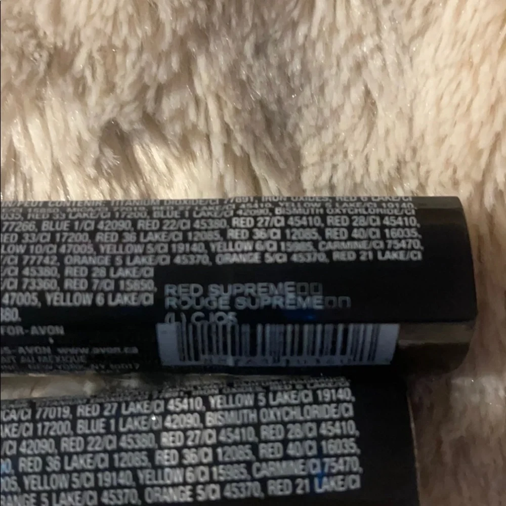 Avon 2 Perfectly Matte New Lipsticks